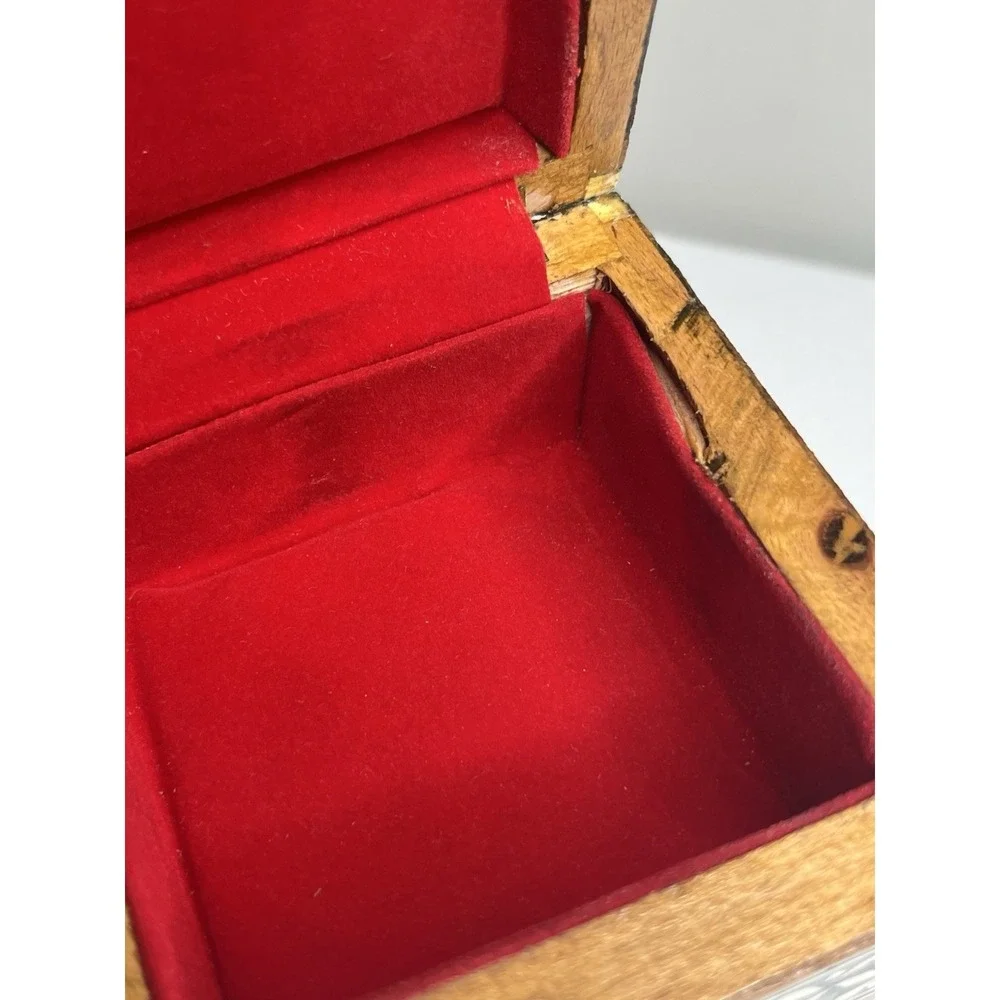Vintage Inlaid Mother of Pearl Jewelry Trinket Wood Box Square Egyptian‎